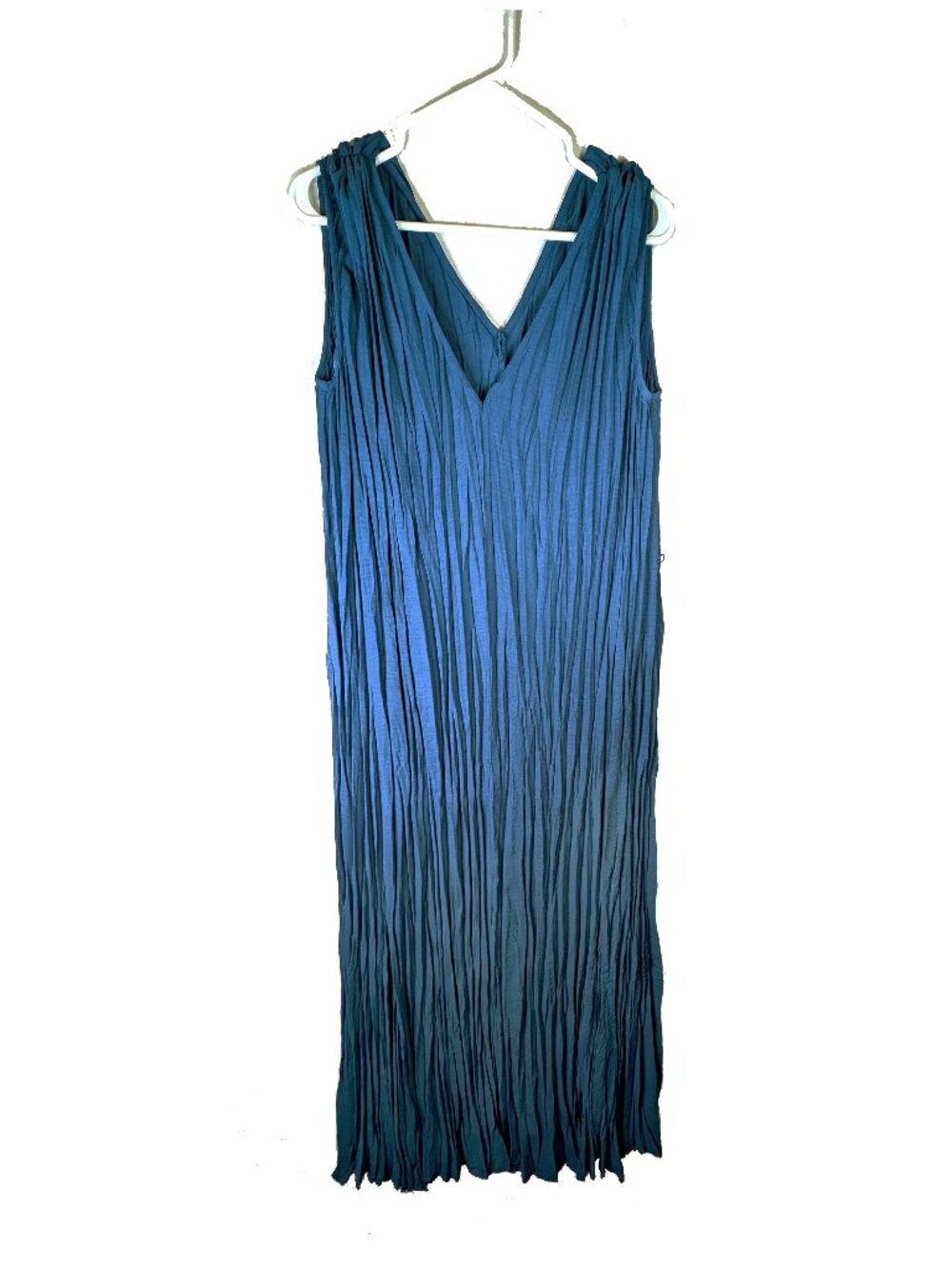 Mid blue RW&Co sleeveless Crinkle dress Size Medium